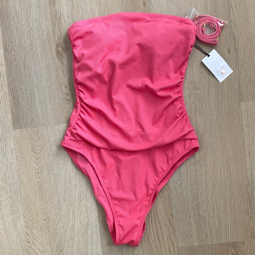 NWT Shade & Shore One Piece Swimsuit